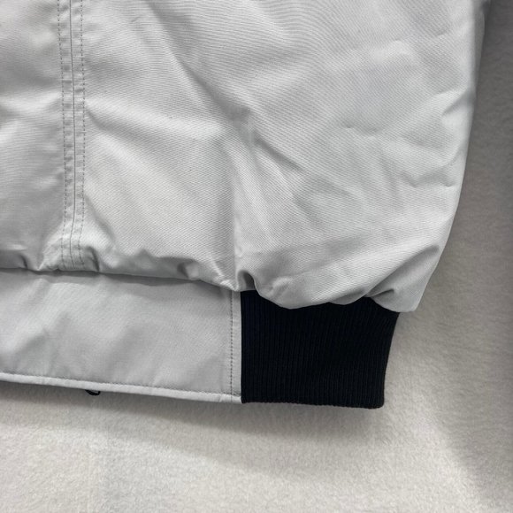 Canada Goose Women's Silverbrich Huron Bomber Jacket size M New - Picture 10 of 12